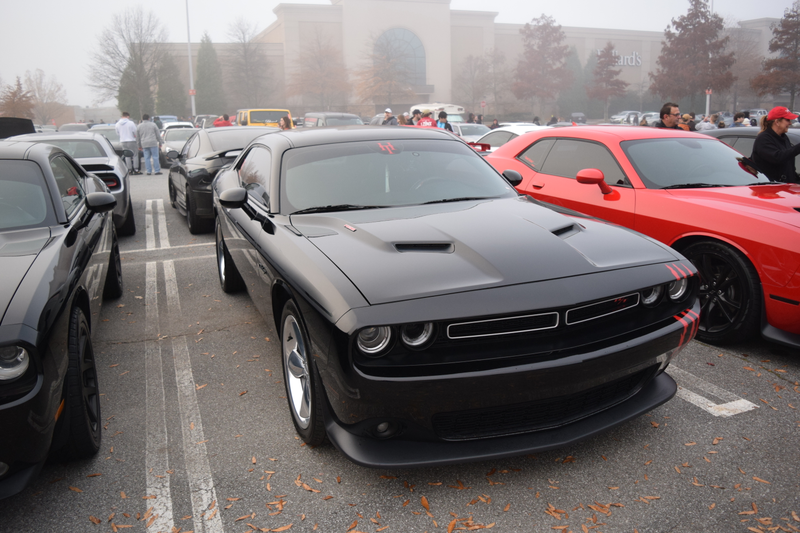 Illustration for article titled I went to Caffeine and Octane this morning and walked around some Challengers ...